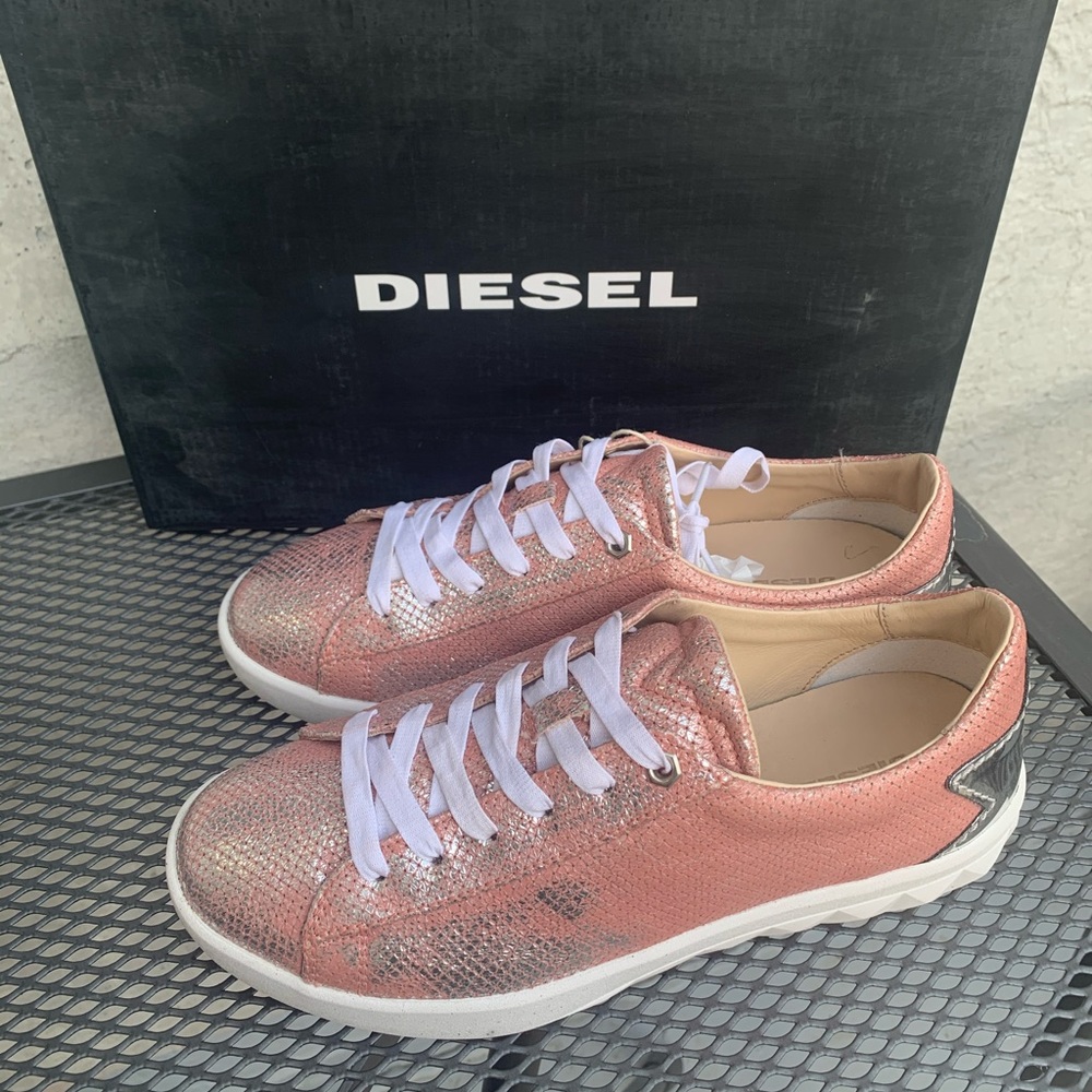 NIB Diesel S-olstice Rosette Low Metallic Y01448